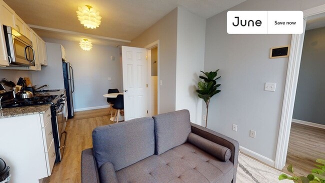 Photo - 36 N Bennet St