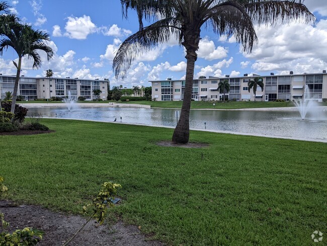 Building Photo - 2669 Garden Dr S Unit 108 Rental