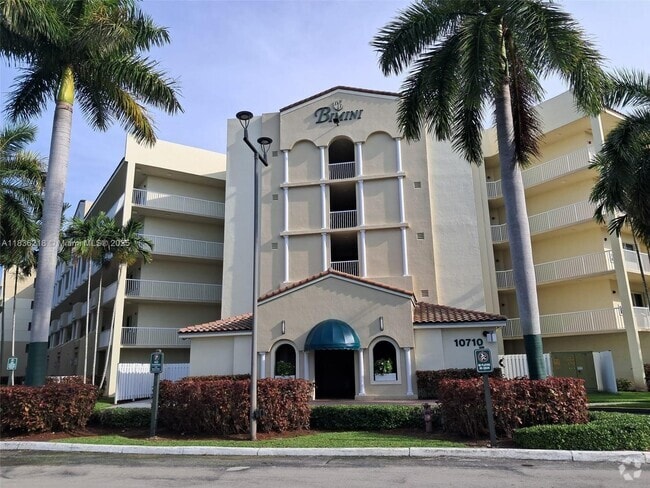 Building Photo - 10710 NW 66th St Unit 305 Rental