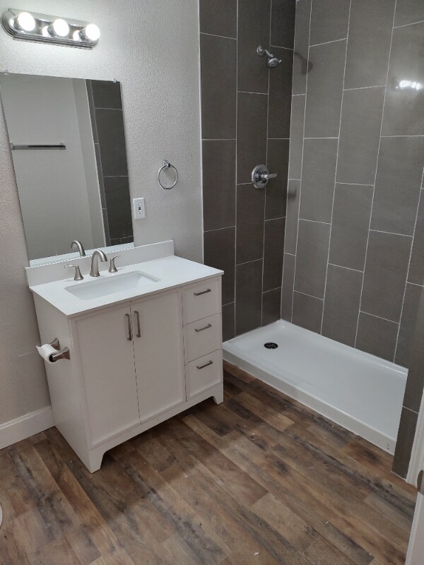 Photo - 8905 Seacliff St