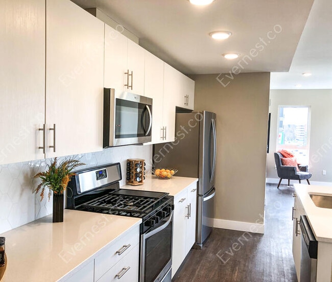 Photo - 2374 S University Blvd