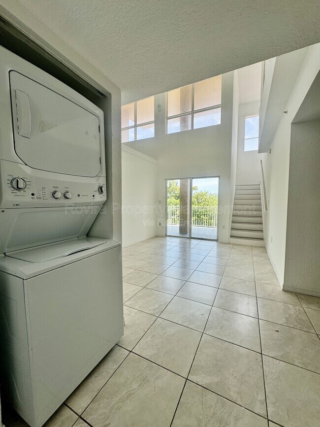 Photo - 498 SW 6th St Unit APT 401