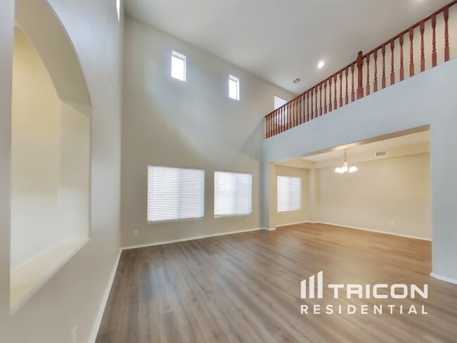 Photo - 1480 E Anna Dr
