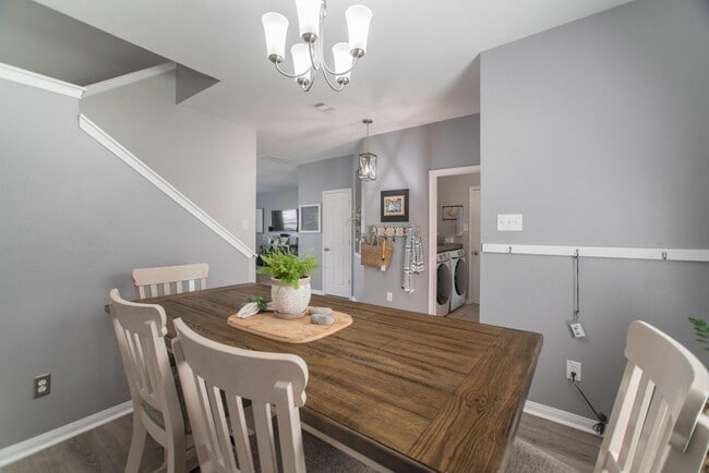 Building Photo - 2823 Sage Bluff Ave