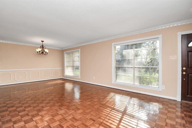 Photo - 1617 W Sam Houston Pkwy S