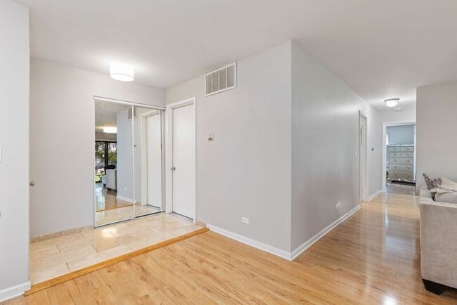 Photo - 2930 Northampton Dr