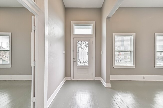 Building Photo - 2914 Avenue K