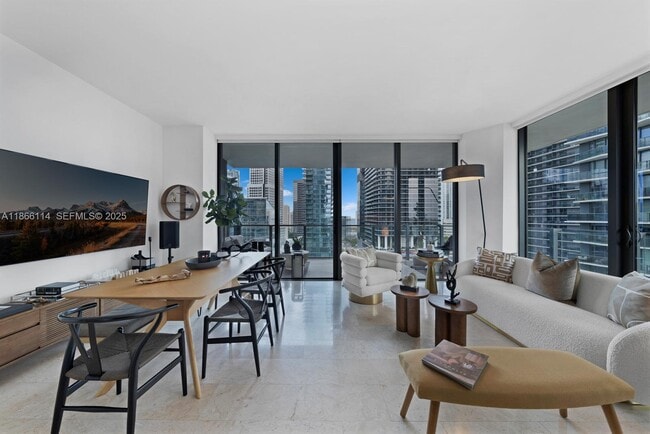 Photo - 88 SW 7th St Unit 1401