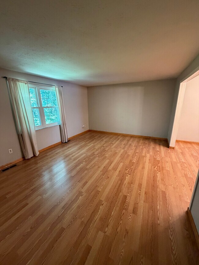 312 Bellford Ct