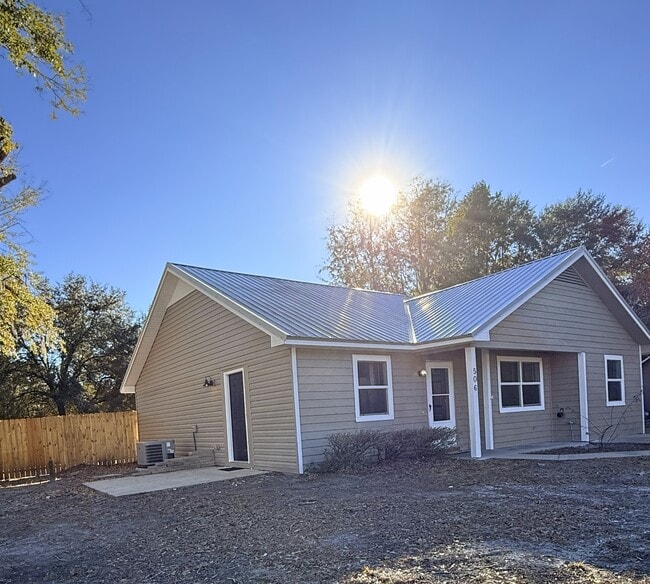 Photo - 506 Idlewood Cir