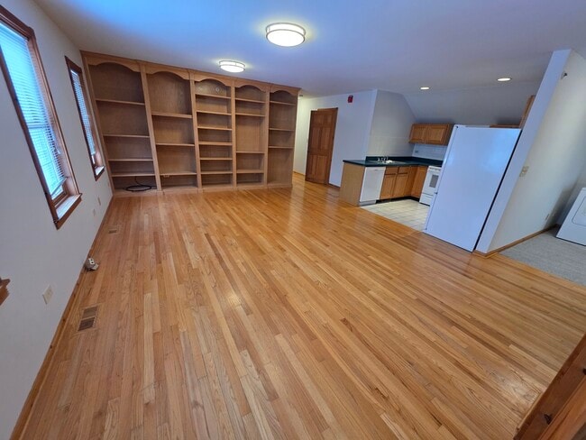 Photo - 236 Robert Parker Coffin Rd Unit 236