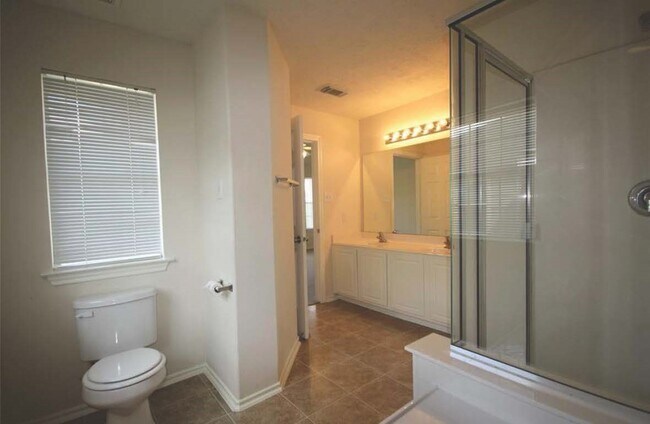 14403 Fairbuff Ln