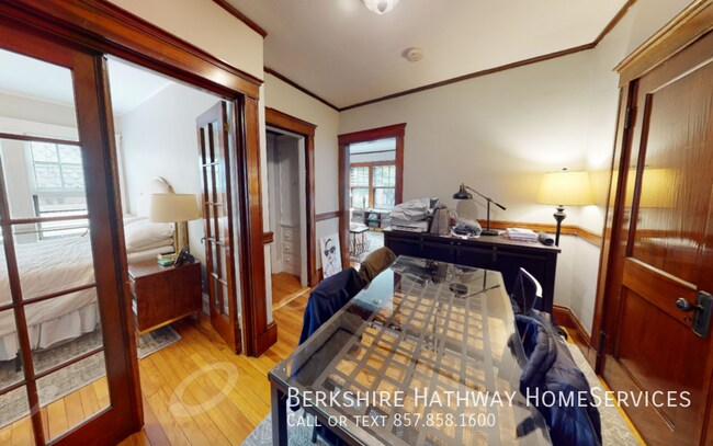 Photo - 11 Story St Unidad 42A