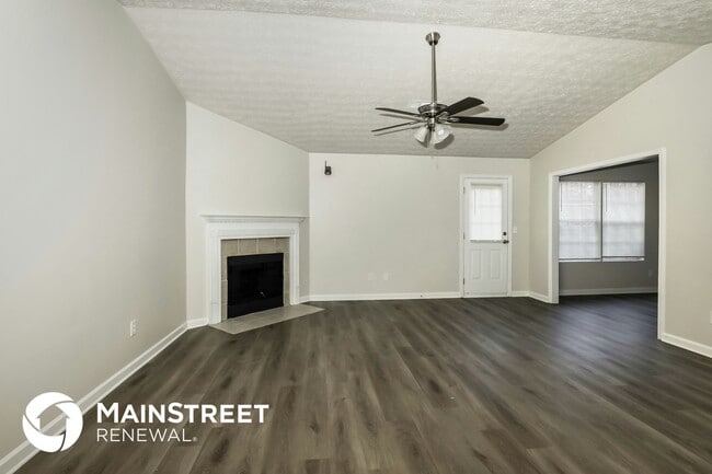 Photo - 955 Foxworthy Ln