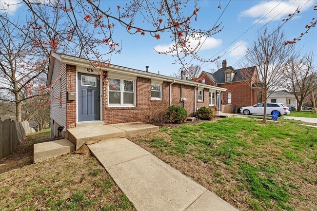 Photo - 1210 N 5th St