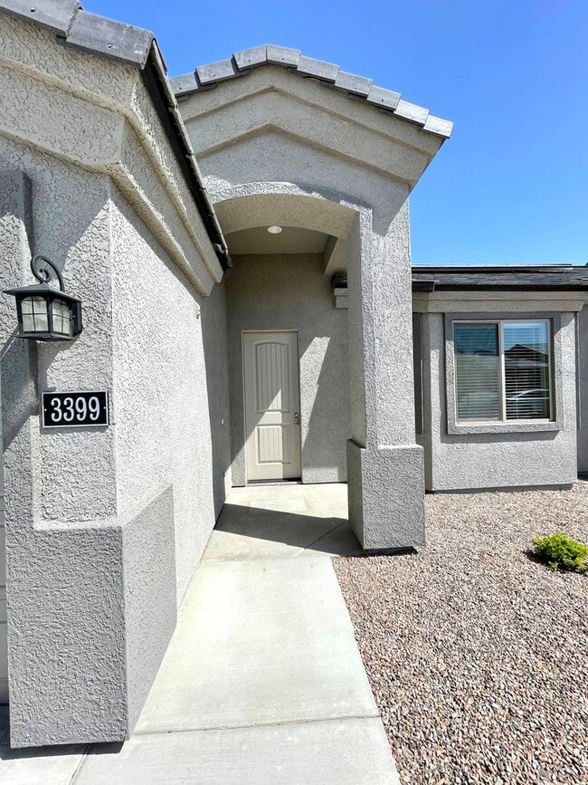 Photo - Beautiful 3 Bedroom Home in Southern Vistas w/ Solar!