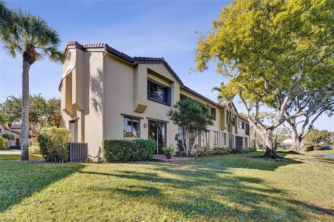 Photo - 1025 NW 105th Way