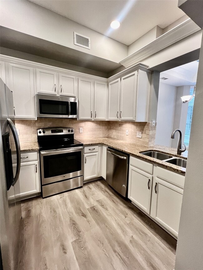 Photo - 5353 Memorial Dr Unit 3066