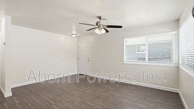 Photo - 2760 Coloma St