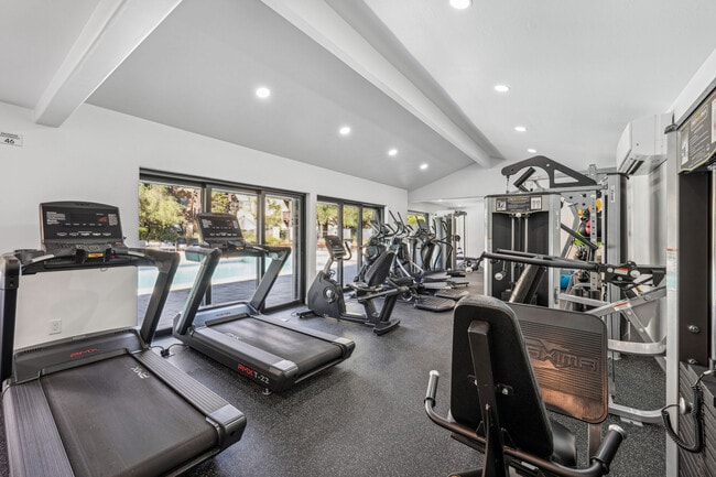 Photo - Skylark Apartments