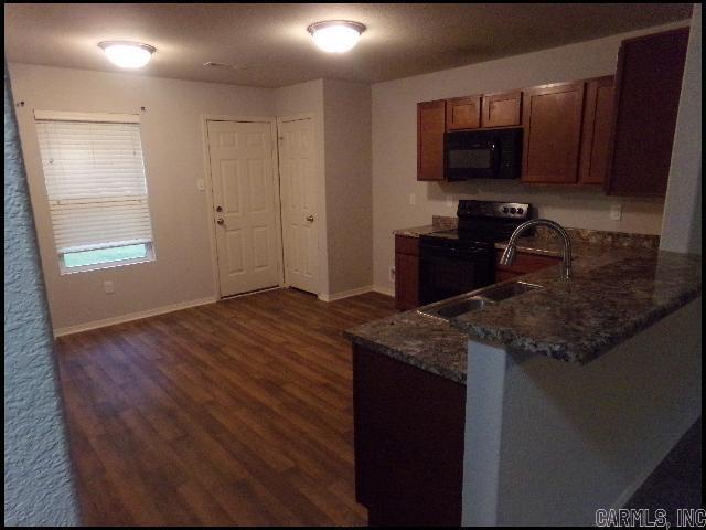 Photo - 6097 Saddle Hill Dr