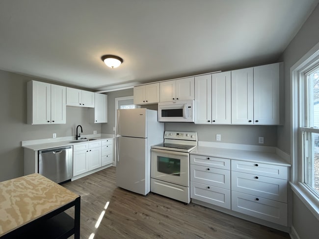 Photo - 712 1st Ave S