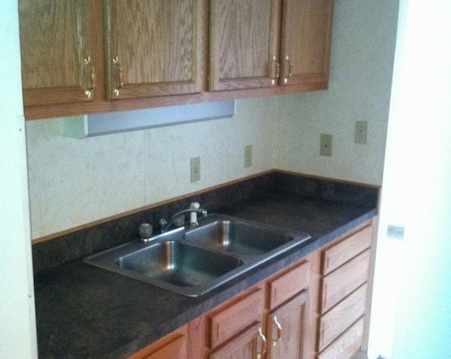 Kitchen Plan 1 - Victorian Arms Apartments