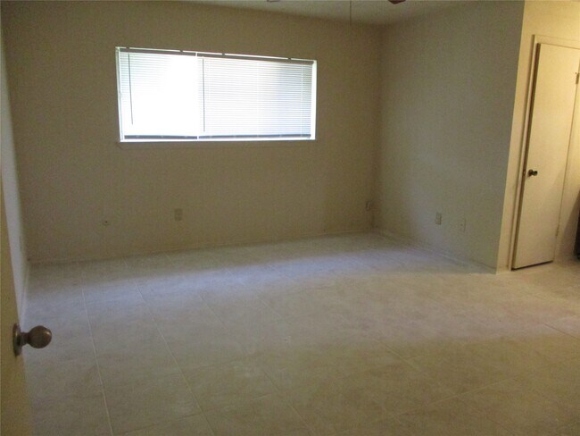 Photo - 7515 Muirwood Ln