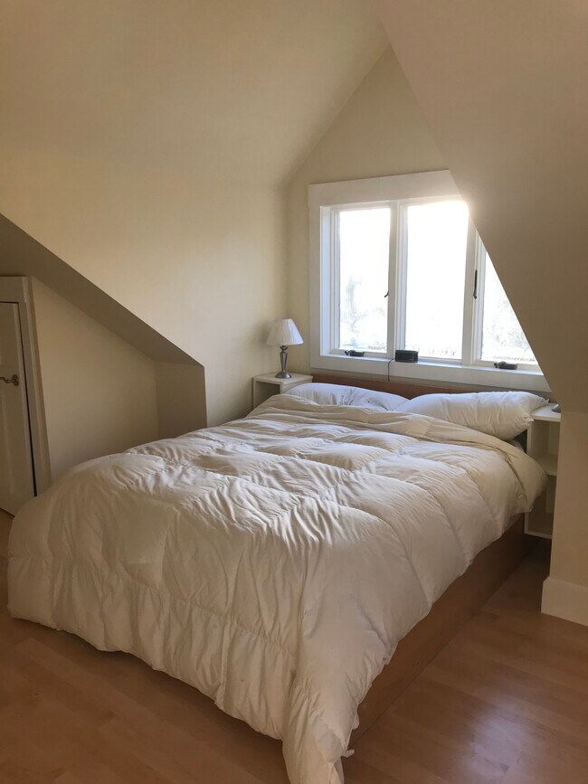 Photo - 2301 ME-129 House