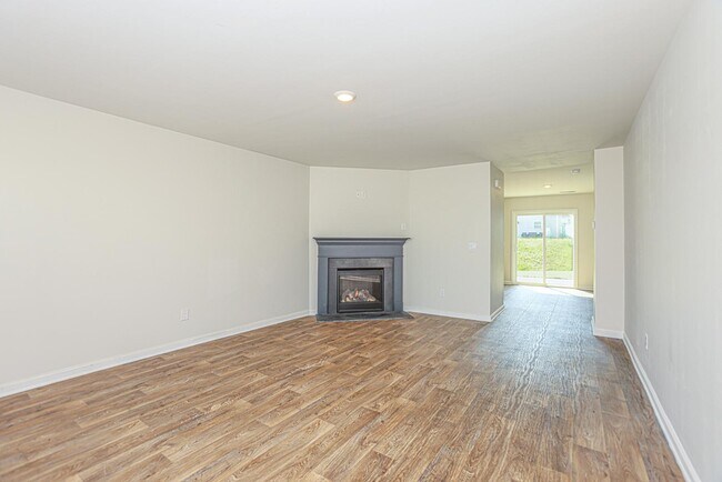 1075 Belmont Grn Rd