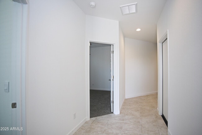 Photo - 22690 N Lynn St