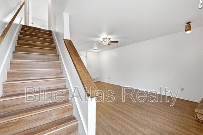 Photo - 2713 Wimbledon Ct