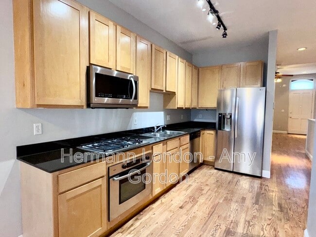 Photo - 1714 S Tucker Blvd Unit B