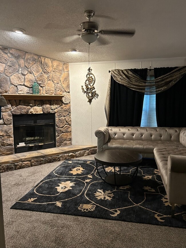 Photo - 12545 Louis Dr