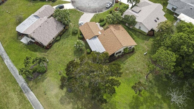 Photo - 5569 Glen Abbey Ct