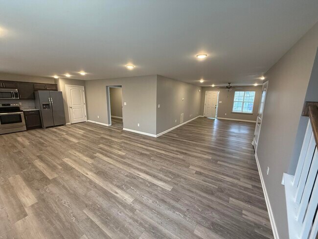 Photo - 2325 Tanksley Way