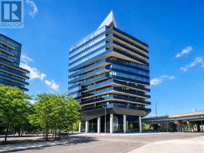 Photo - 21 Lawren Harris Square Unit 910