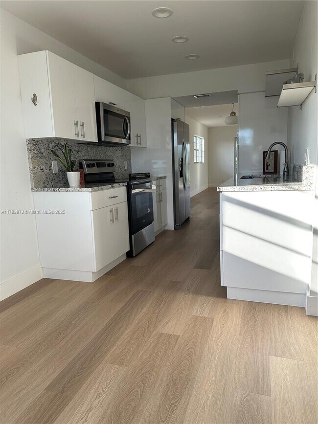 Photo - 12701 SW 13th St Unit 401F