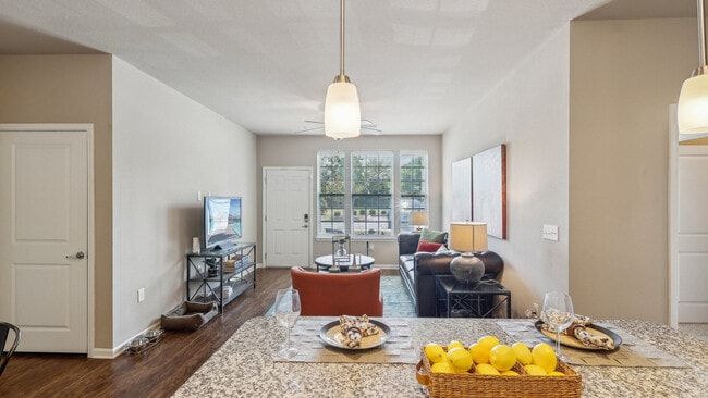 Photo - Springs At Hurstbourne