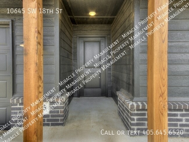 10645 SW 18th St