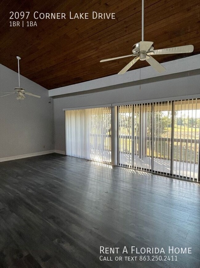 Photo - 2097 Corner Lake