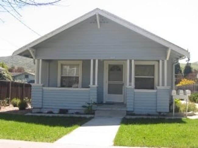 Building Photo - Branch, 367-369 Unit 367