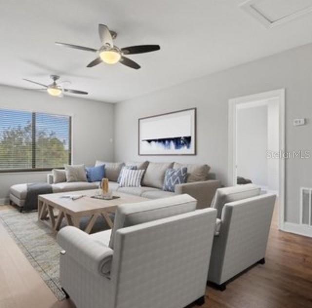 Photo - 12762 Del Corso Loop