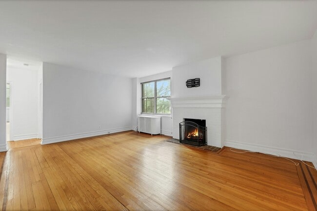 Photo - 100 E Palisade Ave Unit A24