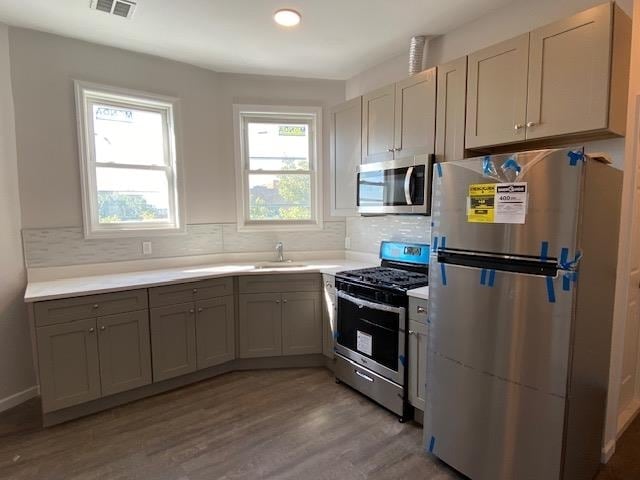 Building Photo - 38 Clendenny Ave Unit 3L Rental