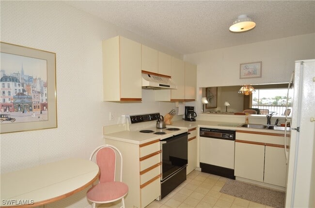 Building Photo - 10682 Gulf Shore Dr Unit 304 C Rental