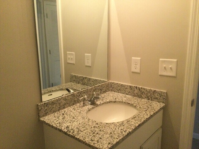 Photo - 135 Mountain Crest Dr