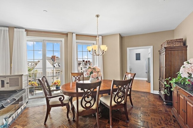 Building Photo - 205 Shearwater Ct W Rental