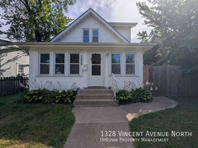 Building Photo - 1328 N Vincent Ave