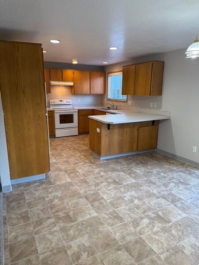 Photo - 1091000 Unidad Dickens